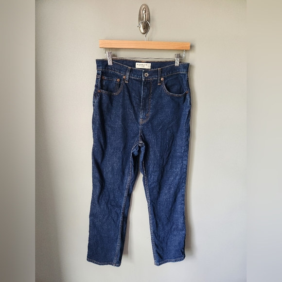 Abercrombie and Fitch Curve Love High Rise Ankle Straight Jeans Size 6/28 - Picture 2 of 9
